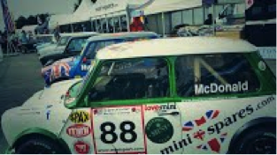 Mini-spares-sponsored-Oulton-park-race-mini